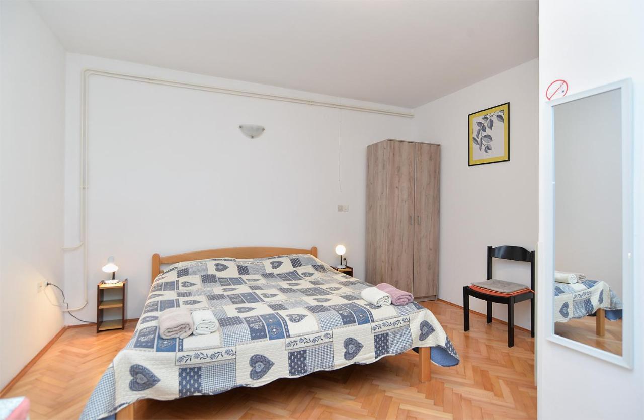 Rooms Veli Vrh 2208 Pula Extérieur photo