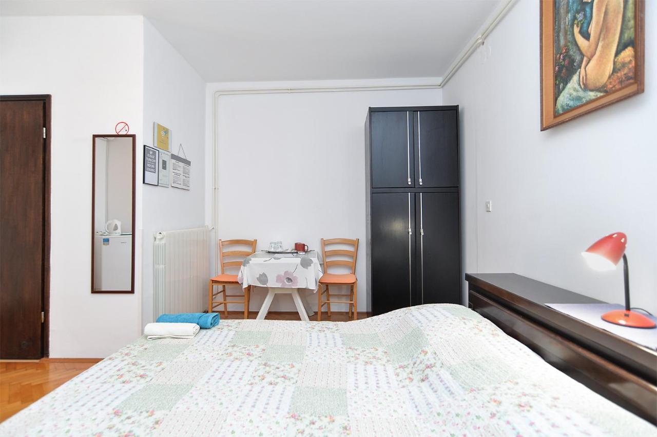 Rooms Veli Vrh 2208 Pula Extérieur photo